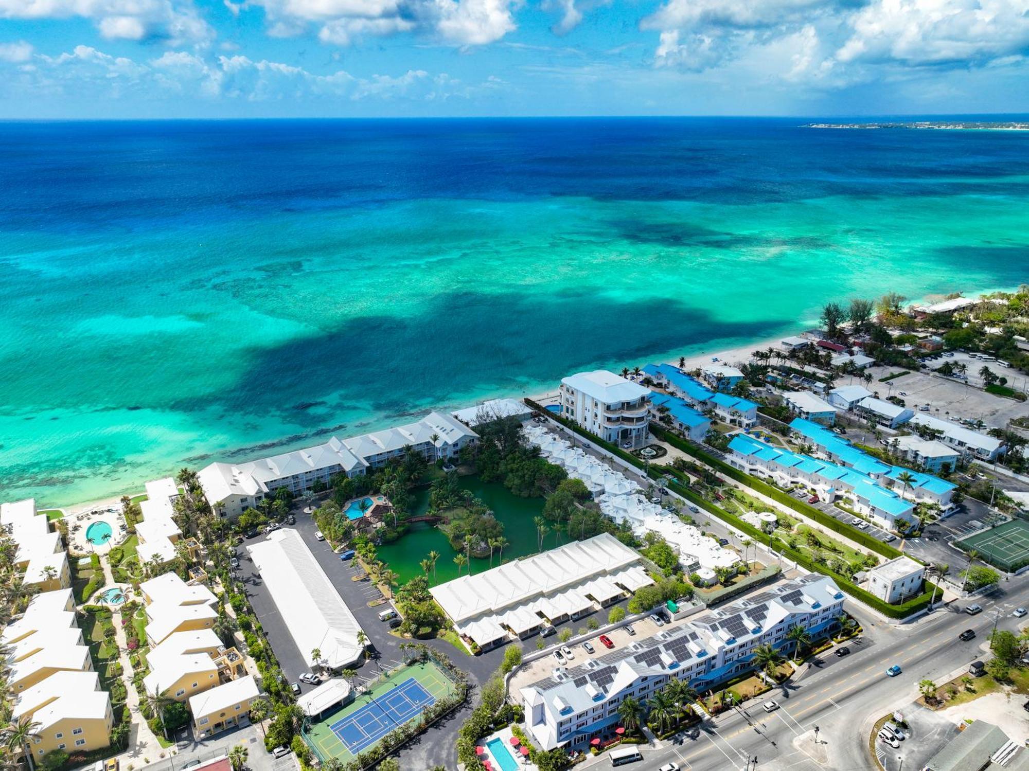 The Locale Hotel Grand Cayman 乔治城 外观 照片