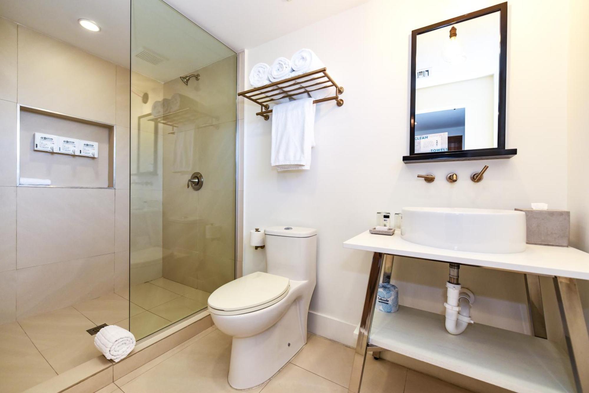 The Locale Hotel Grand Cayman 乔治城 外观 照片