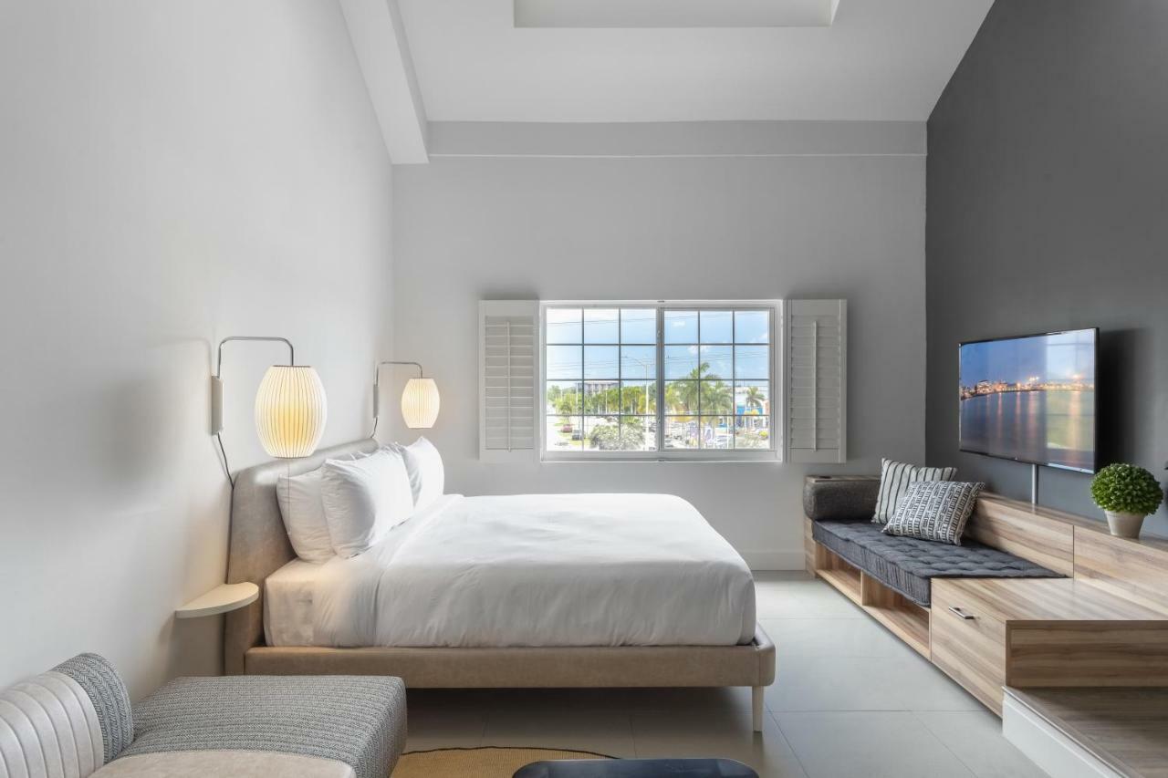 The Locale Hotel Grand Cayman 乔治城 外观 照片