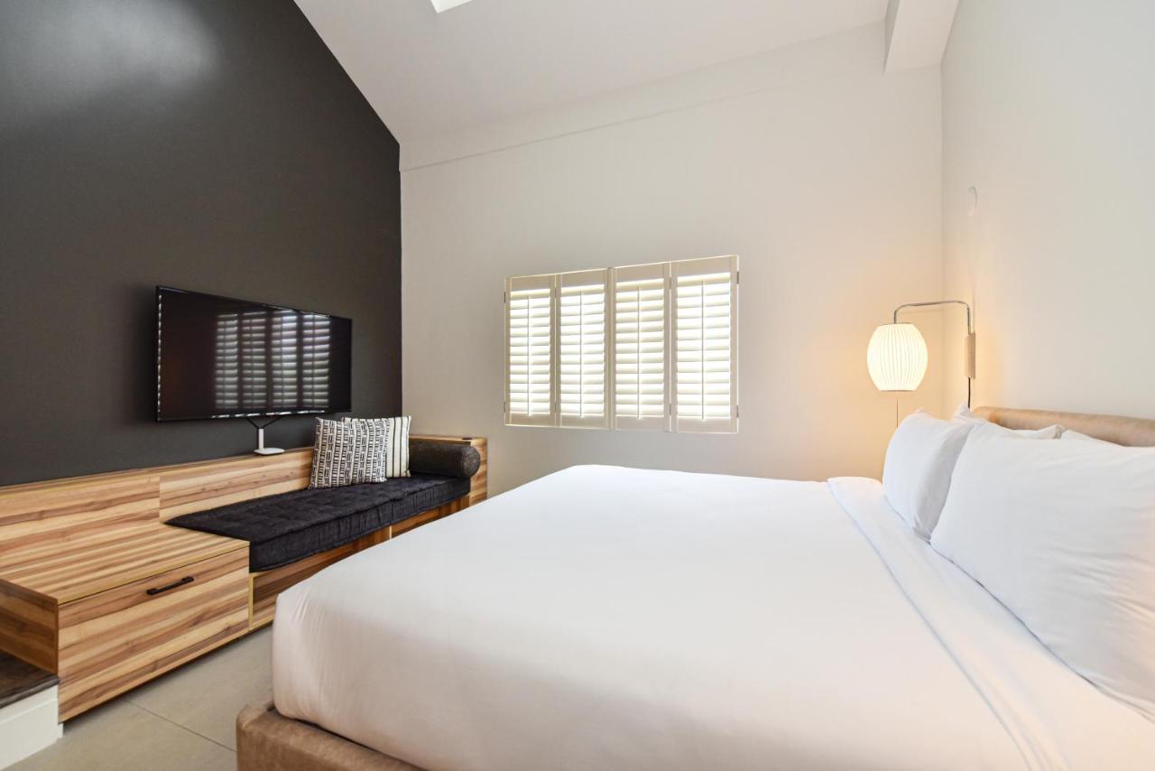 The Locale Hotel Grand Cayman 乔治城 外观 照片