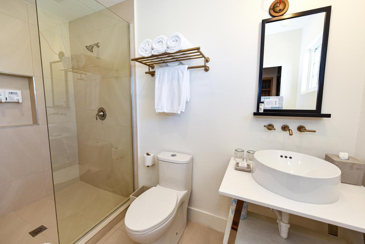 The Locale Hotel Grand Cayman 乔治城 外观 照片